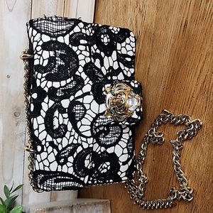 Betsey Johnson Lady Lace Crossbody Shoulder Bag Purse Tiger Black White
